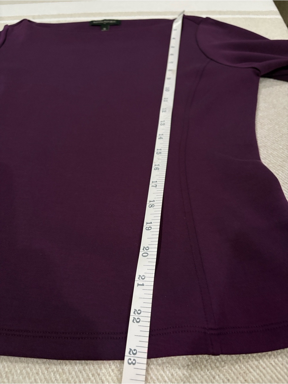 Banana Republic Sz M Pin-tuck Sleeves Scuba Top in Dark Plum - Picture 6 of 8